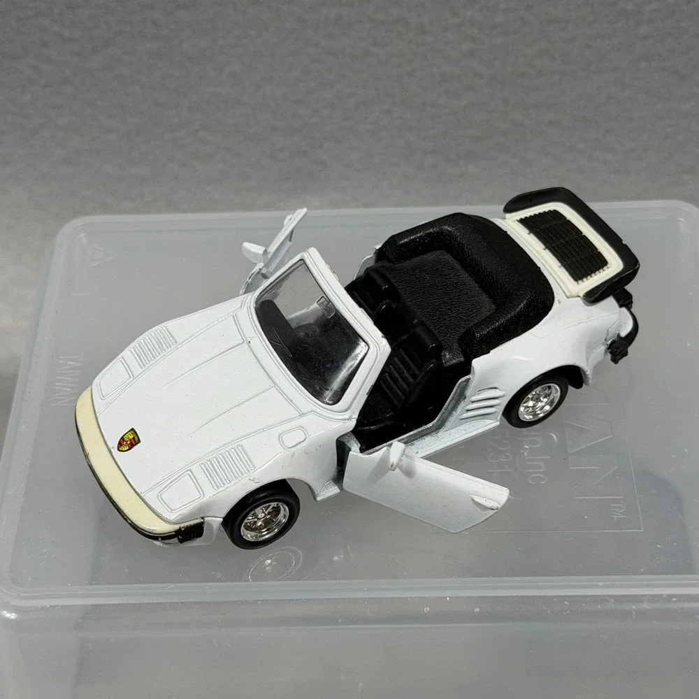 Vintage 90s MC Toy Porsche 911 Turbo Flat Nose Cabriolet White 1:36 Diecast